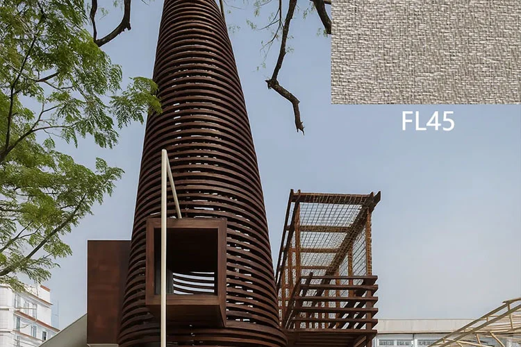 Edzőterem és játszótér kert